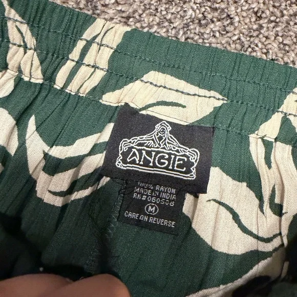 Angie Green Floral Wide-Leg split Pants medium EUC - Picture 4 of 5